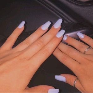 Meet your Posher, Alexi